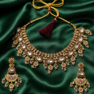 Royal Kundan Necklace Set